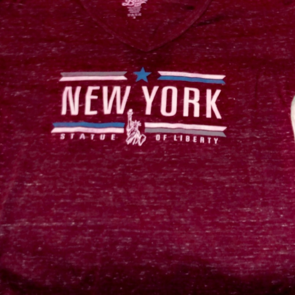 New York Statue Of Liberty Shirt - SZ. S